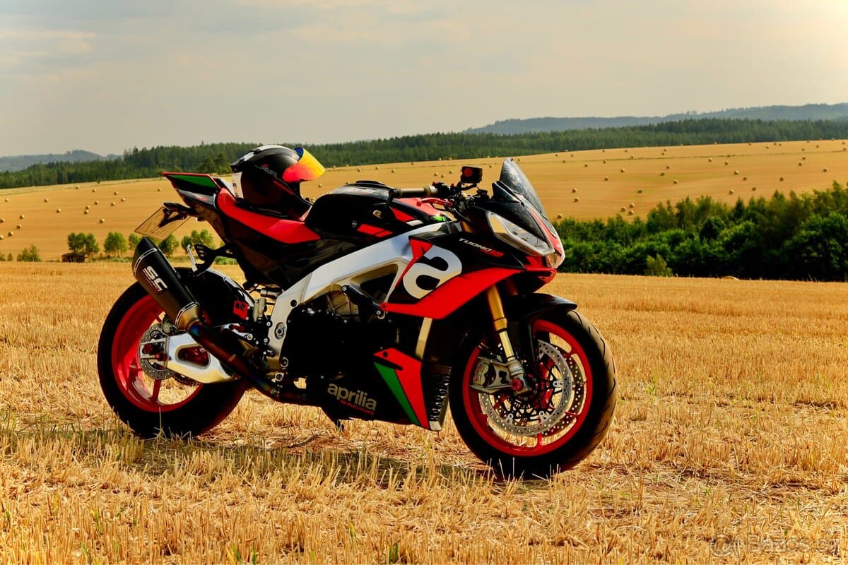 2022 Aprilia Aprilia Tuono V4 - 13 000 km - Fotka 1