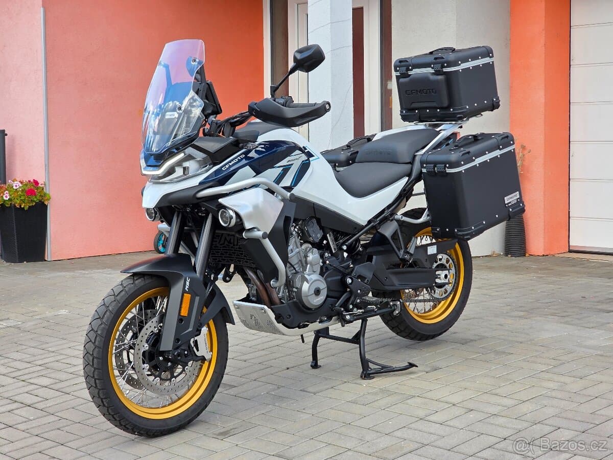 2026 CF Moto CF Moto 800 MT - 2 018 km - Fotka 1