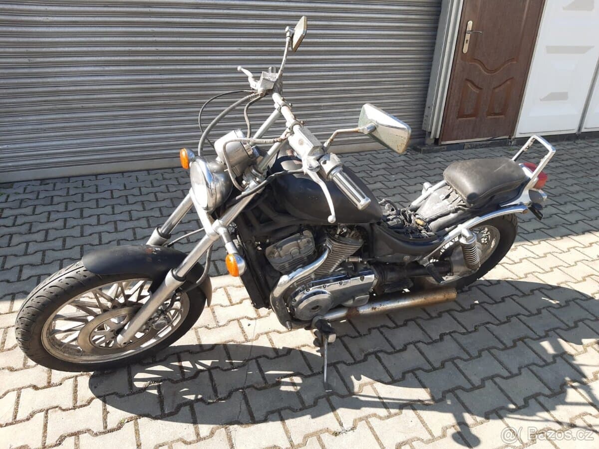 1987 Suzuki Intruder - 50 000 km - Fotka 1