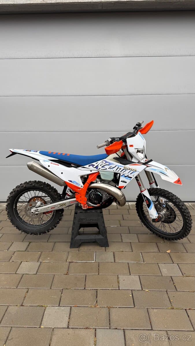 2024 KTM KTM 300 EXC - 240 km - Fotka 1