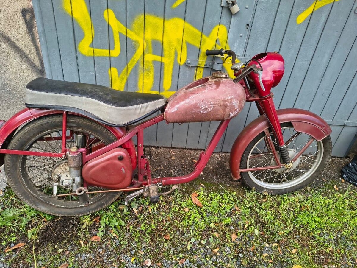 1951 Jawa JAWA 250 Pérák - 2 km - Fotka 1