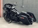 2021 Harley-Davidson Harley-Davidson Touring - 17 800 km - Náhled 3