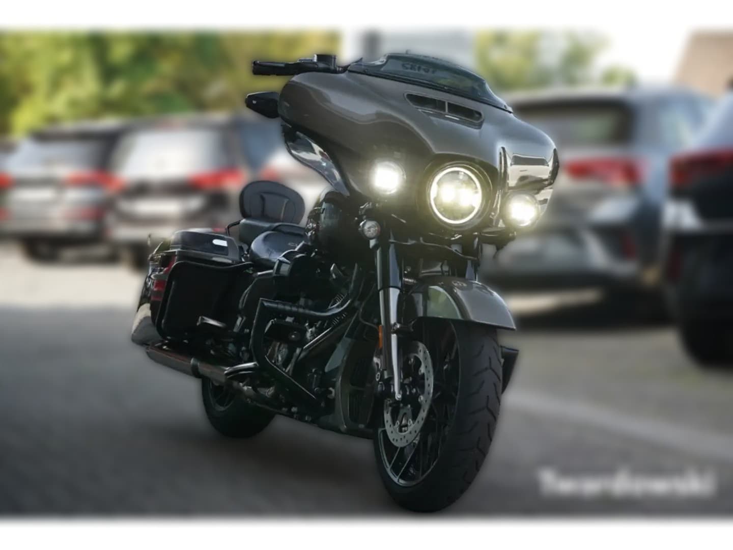 2024 Harley-Davidson Harley-Davidson Touring - 8 999 km - Fotka 1