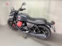 2020 Moto Guzzi Moto Guzzi V7 - 5 145 km - Náhled 10