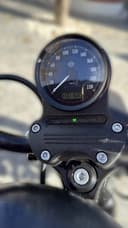 2017 Harley-Davidson Harley-Davidson Sportster 883 - 1 685 km - Náhled 4