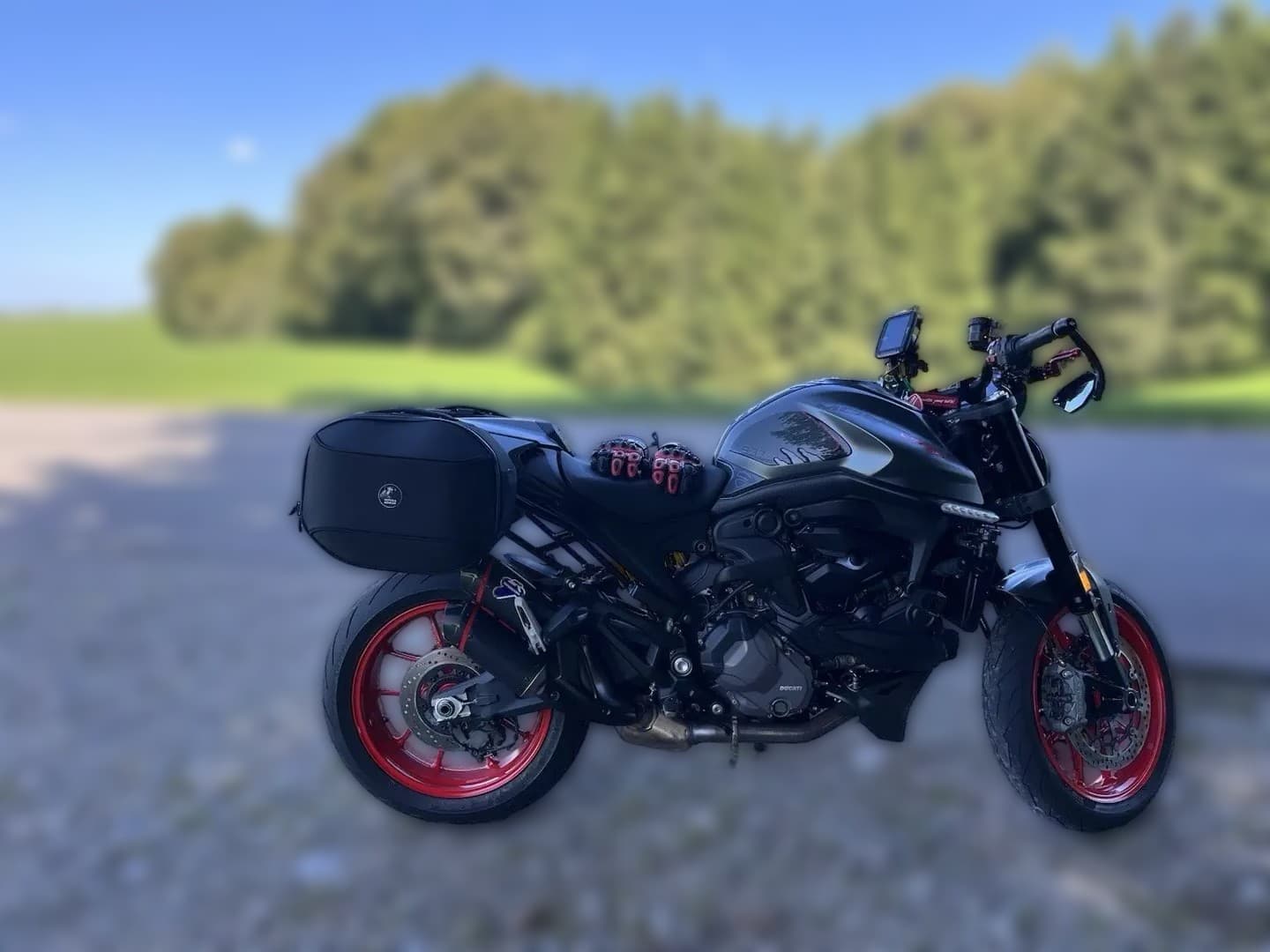 2022 Ducati Ducati Monster - 16 700 km - Fotka 1