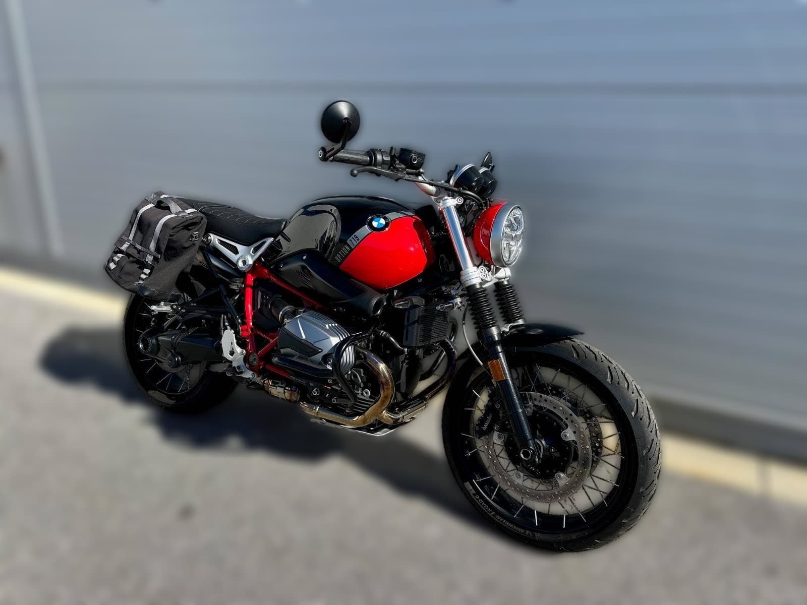 2021 BMW BMW R nineT - 18 000 km - Fotka 1